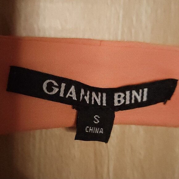 Gianni Bini Womens New Orange Flowy Cropped Bell Sleeve Blouse Small - Picture 6 of 8